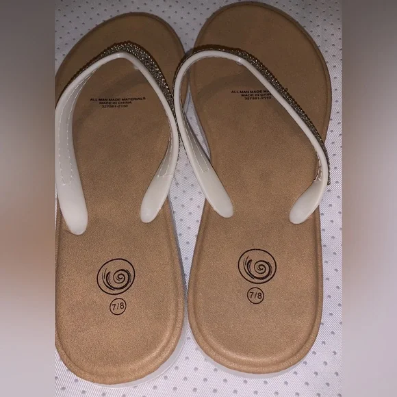 Sparkly white thong sandals size 7/8 - Picture 10 of 11